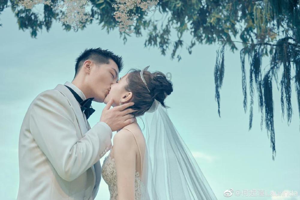 爷爷:我今年78岁。小丽:我今年27岁。几年前爷爷的年龄是小丽年龄的4倍